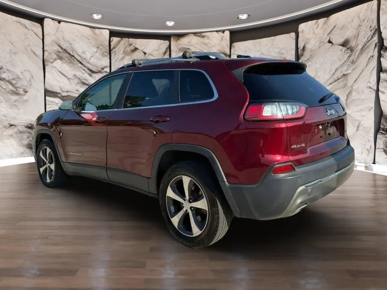 Used 2019 Jeep Cherokee Limited AWD/4WD image 4