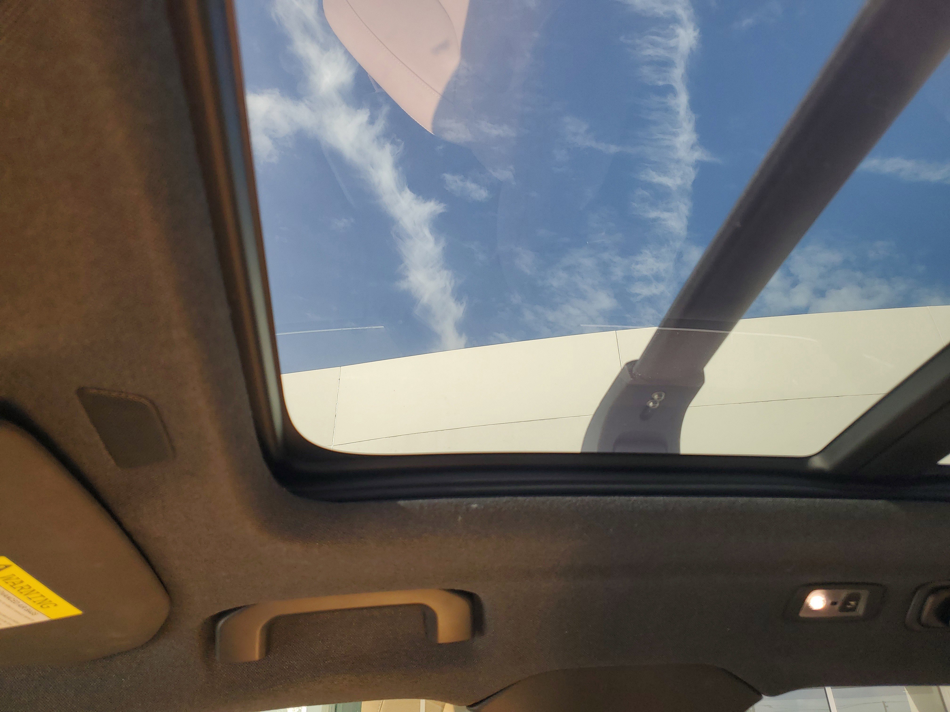 Used 2019 Volvo XC40 T5 Inscription image 32