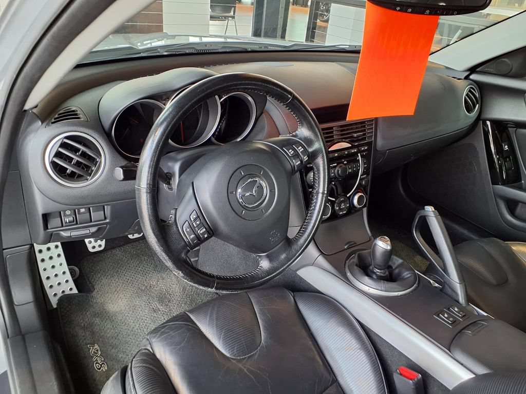 Used 2004 MAZDA RX-8 w/ MT Grand Touring Pkg RWD image 13