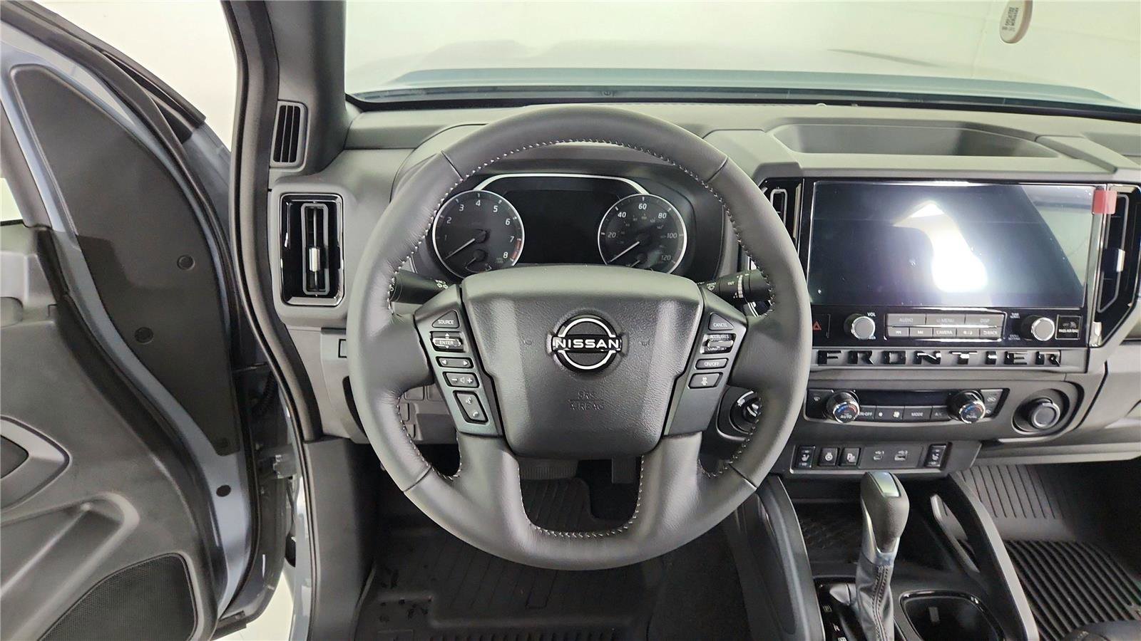 New 2026 Nissan Frontier SV image 19