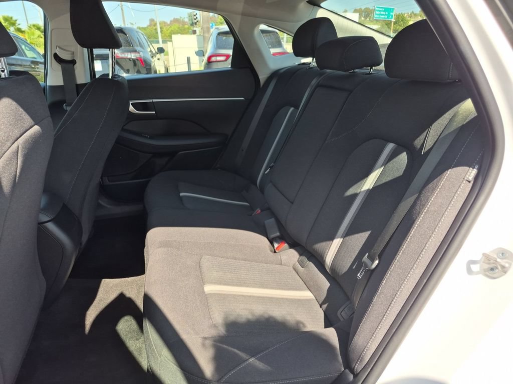 Used 2025 Hyundai Sonata SEL FWD image 28