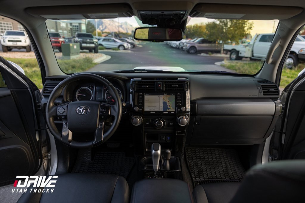 Used 2021 Toyota 4Runner TRD Off-Road Premium image 23