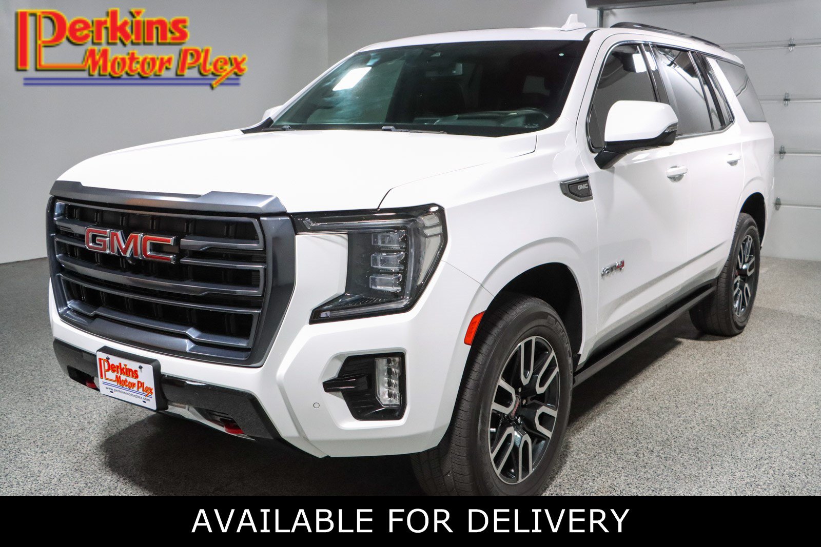 Used 2023 GMC Yukon AT4 w/ AT4 Premium Plus Package AWD/4WD image 1
