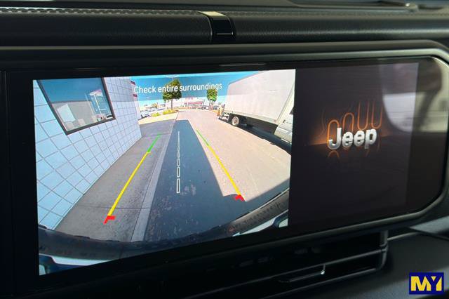 Used 2026 Jeep Wrangler Unlimited Rubicon AWD/4WD image 24