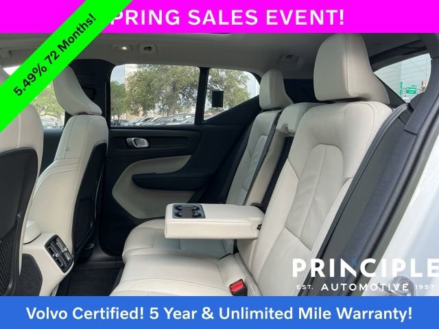 Certified 2023 Volvo XC40 B4 Ultimate w/ Protection Package Premier FWD image 34