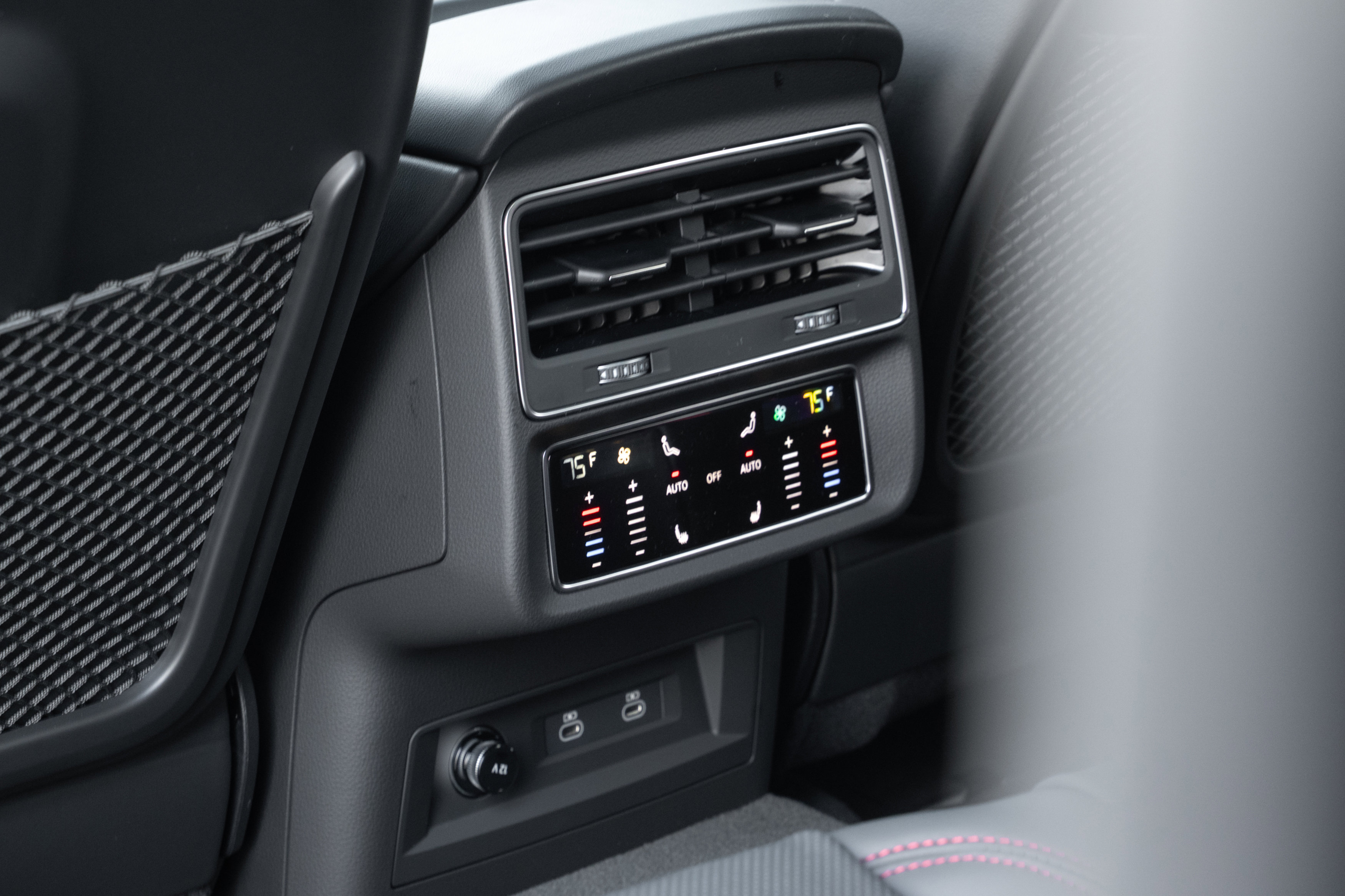 New 2026 Audi SQ8 Prestige image 33