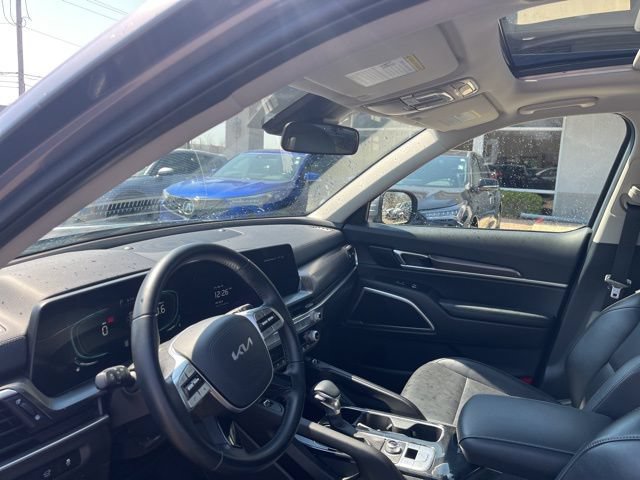 Used 2025 Kia Telluride S AWD/4WD image 40