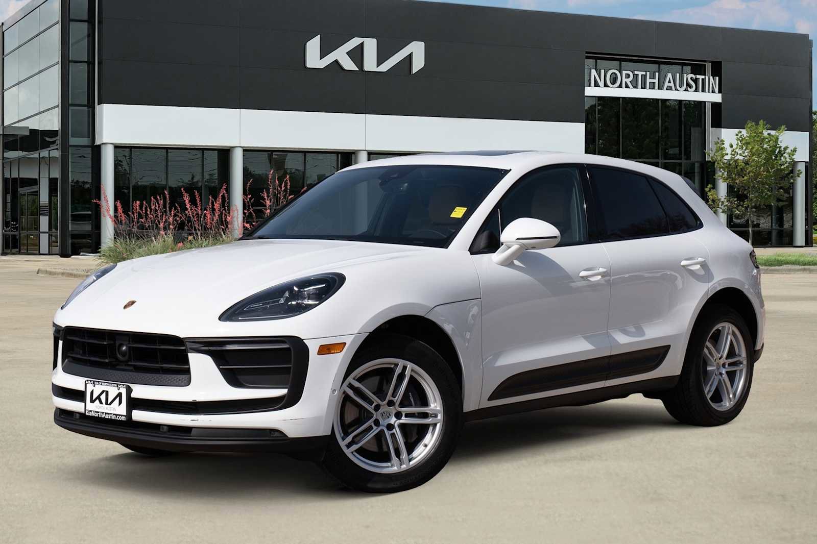 Used 2024 Porsche Macan w/ Premium Plus Package