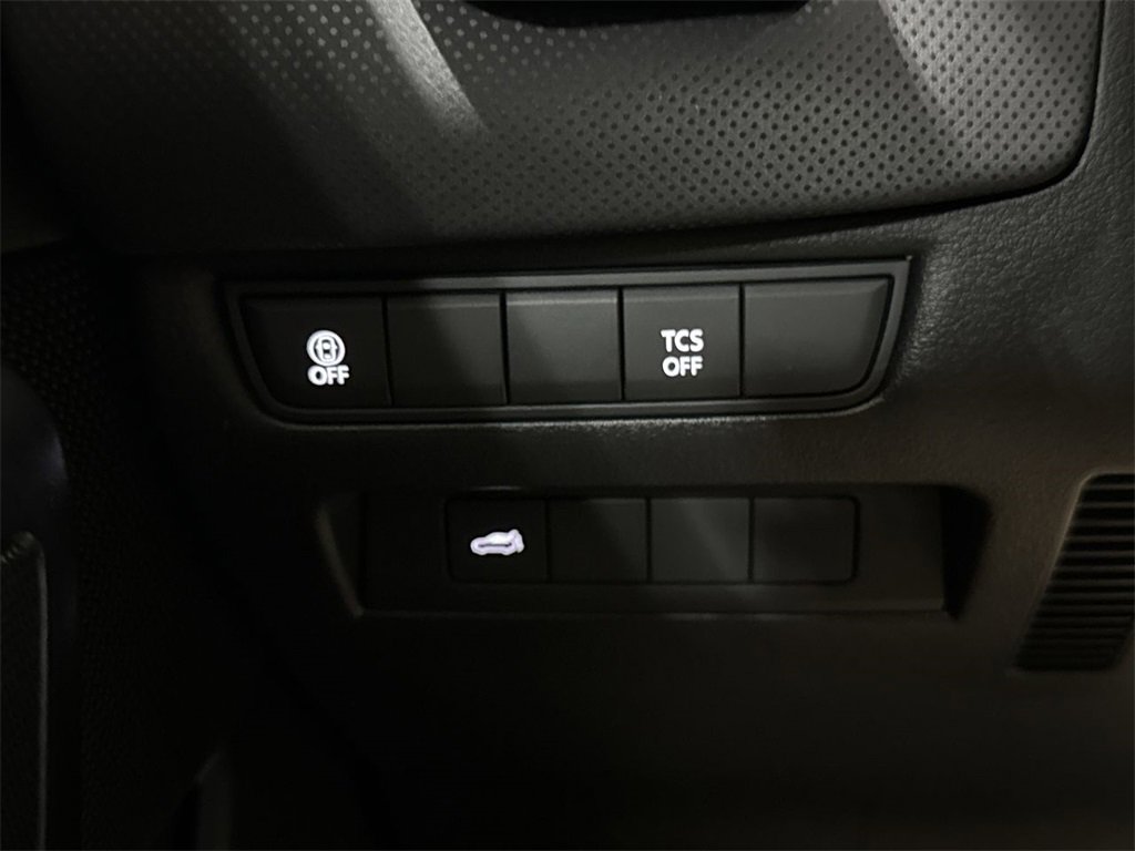 Used 2024 MAZDA CX-50 AWD 2.5 S w/ Preferred Package image 17