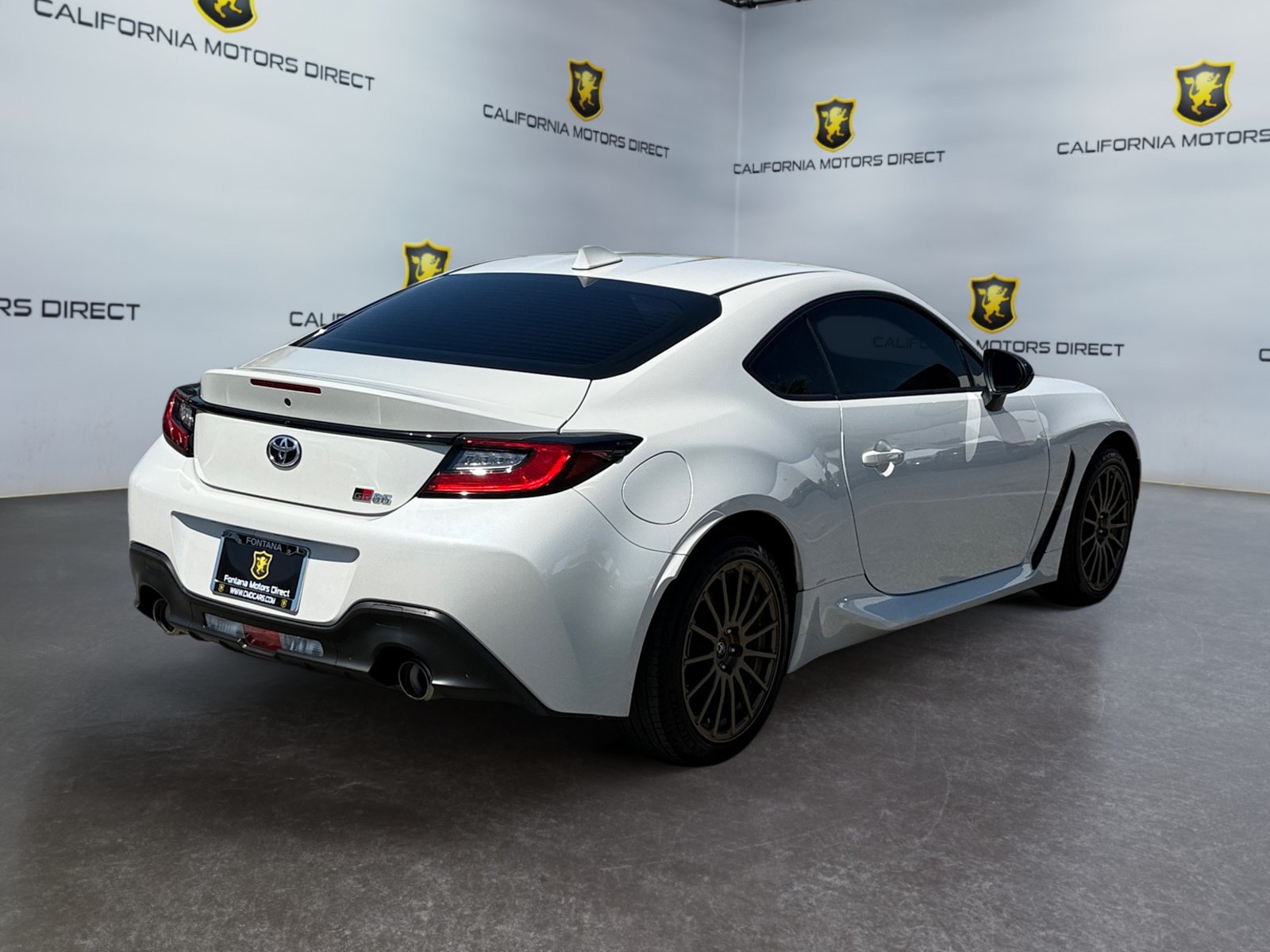 Used 2024 Toyota GR86 RWD image 5