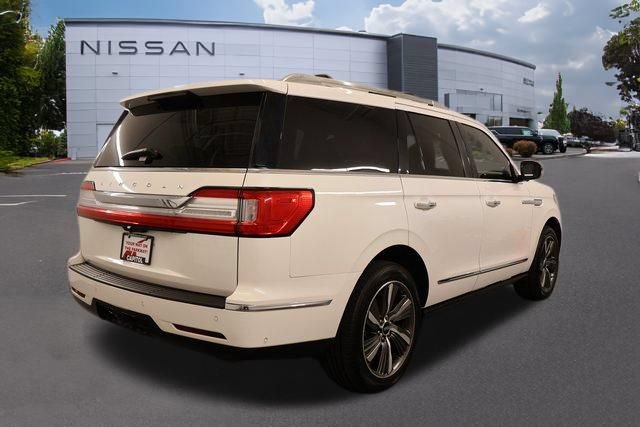 Used 2019 Lincoln Navigator Reserve w/ Cargo Package AWD/4WD image 3