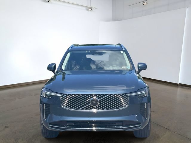 Used 2026 Volvo XC90 B6 Core w/ Protection Package AWD/4WD image 2
