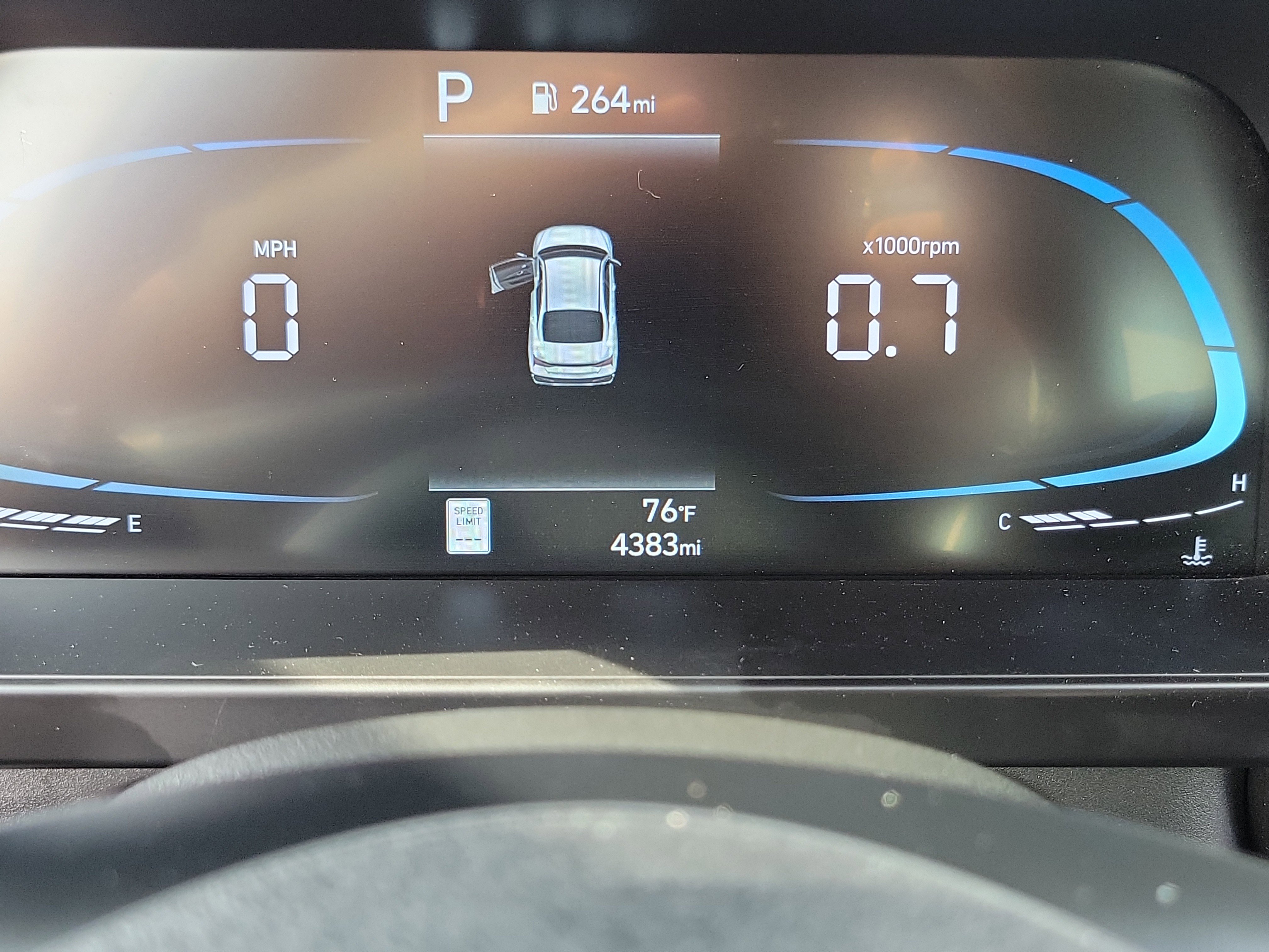 Certified 2025 Hyundai Elantra Sport image 10