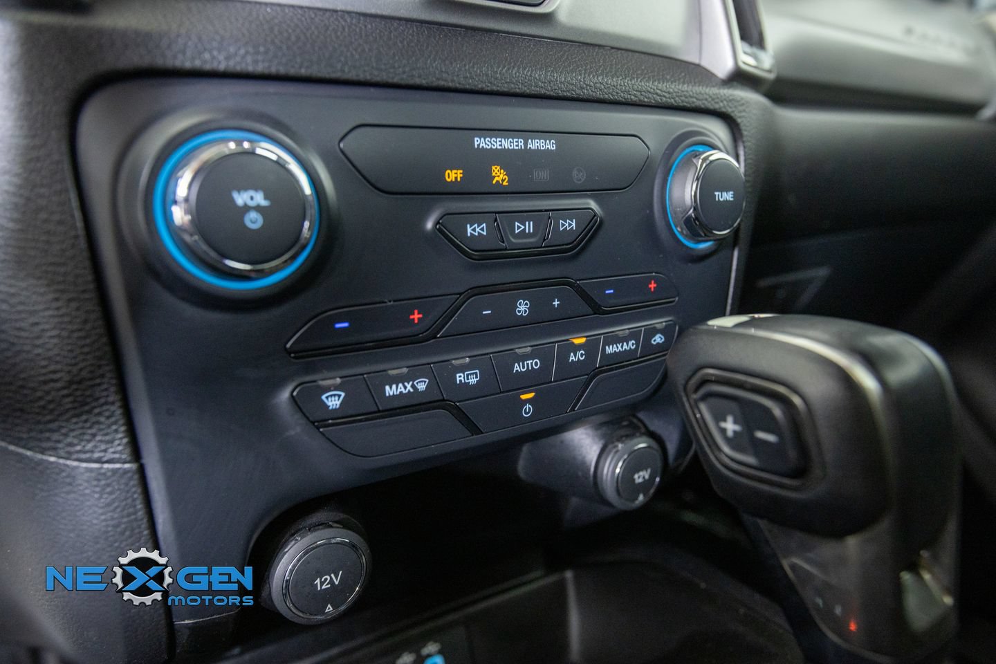 Used 2021 Ford Ranger XLT w/ Equipment Group 301A Mid AWD/4WD image 23