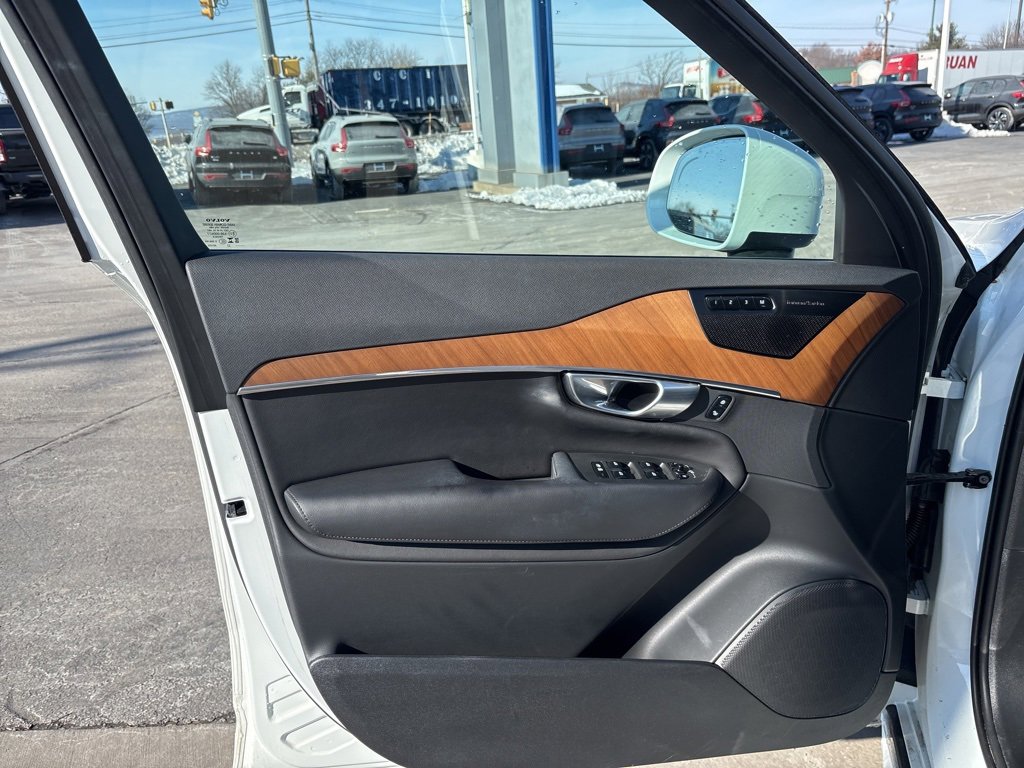 Certified 2023 Volvo XC90 B6 Plus image 14