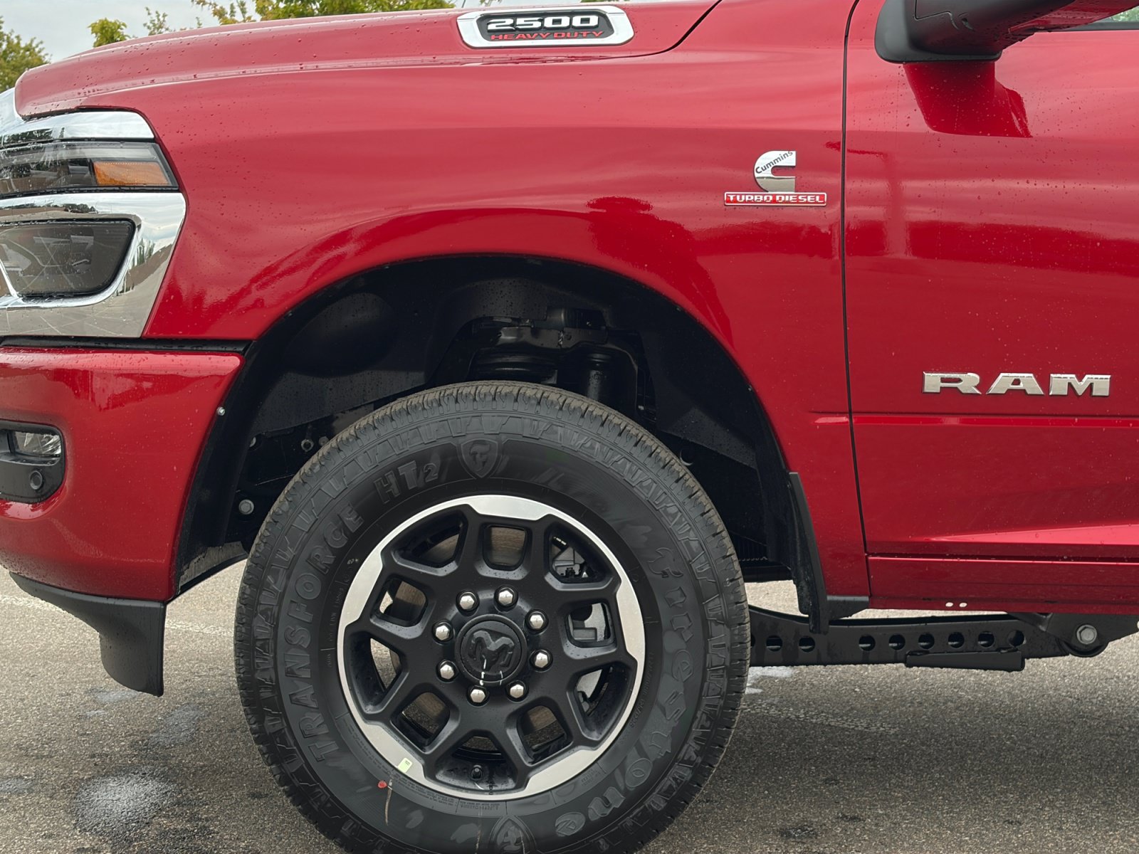 New 2026 RAM 2500 Laramie AWD/4WD image 10
