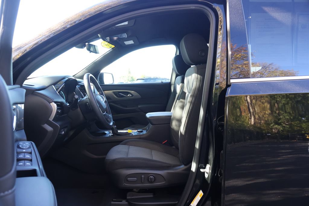 Certified 2023 Chevrolet Traverse LT image 33