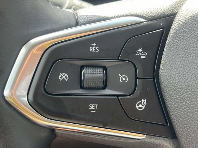Certified 2024 Chevrolet Trax LT w/ Driver Confidence Package FWD image 21