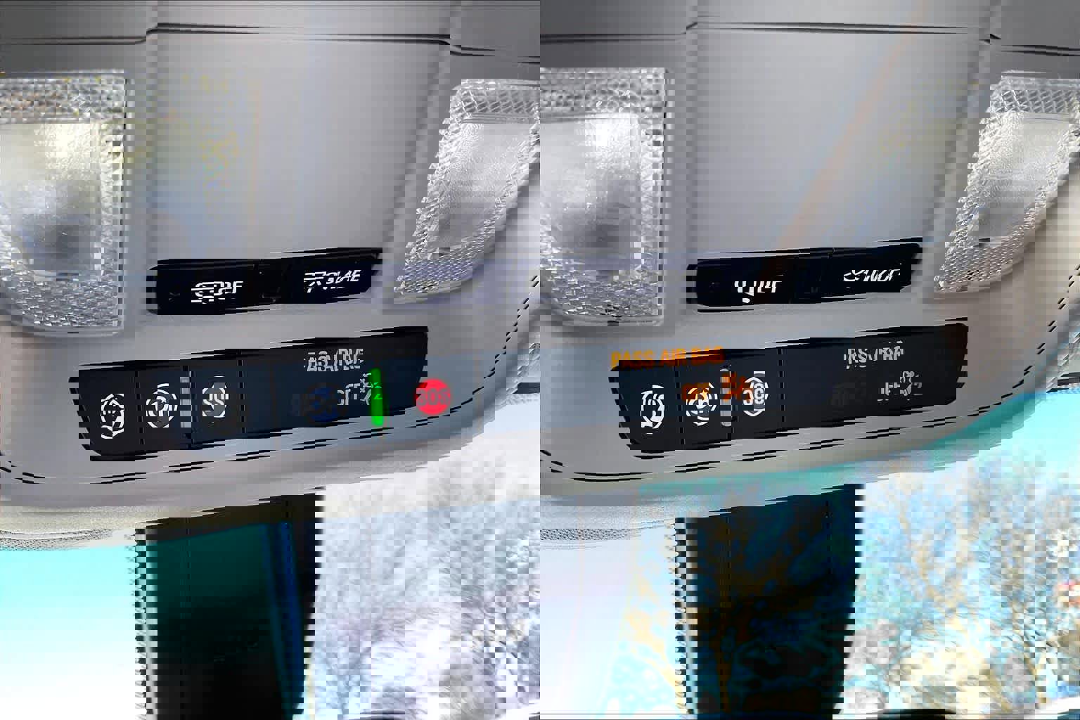 Used 2024 Chevrolet Equinox LT image 33