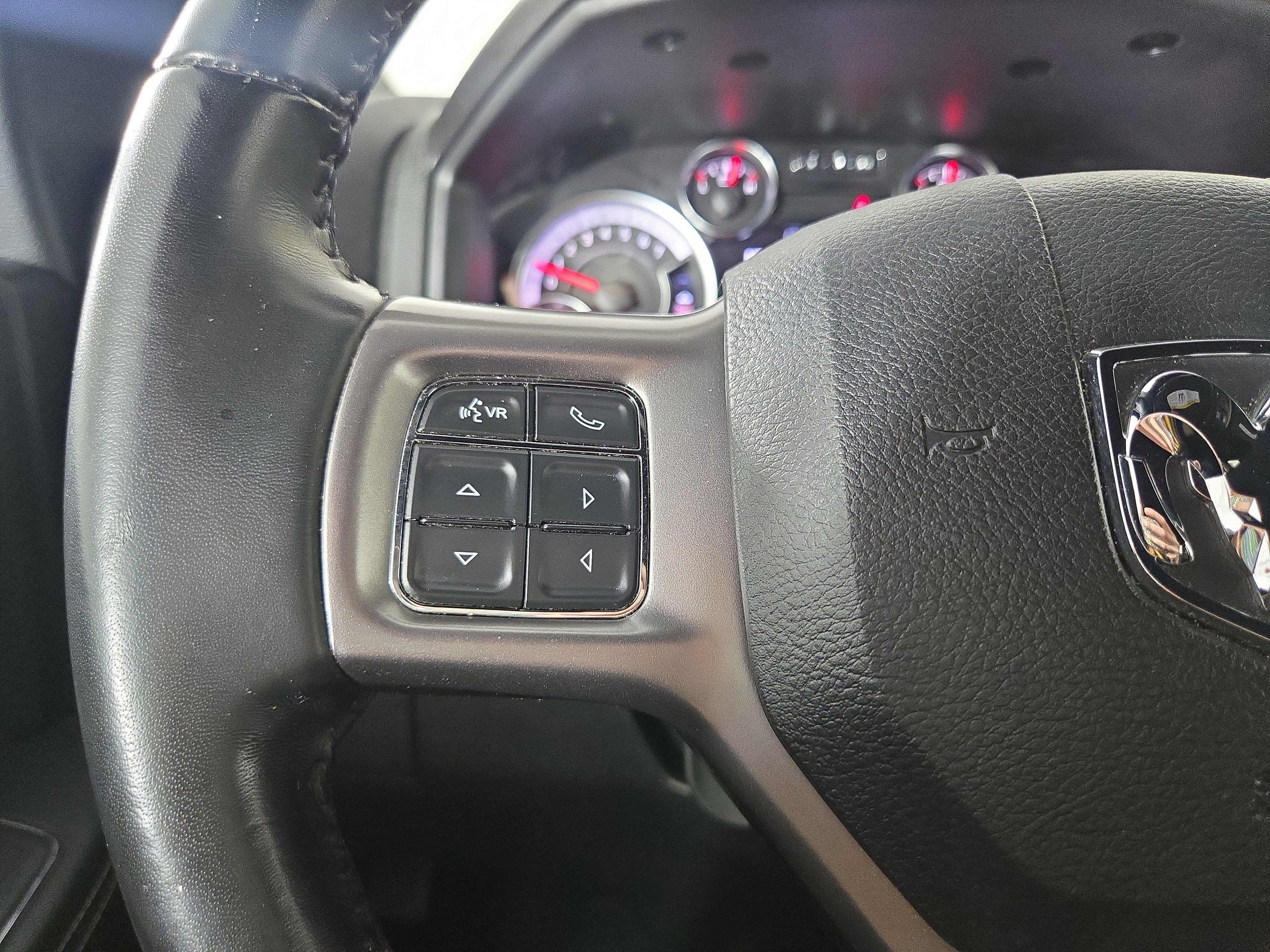 Used 2022 RAM 1500 Classic Warlock w/ Electronics Group AWD/4WD image 15