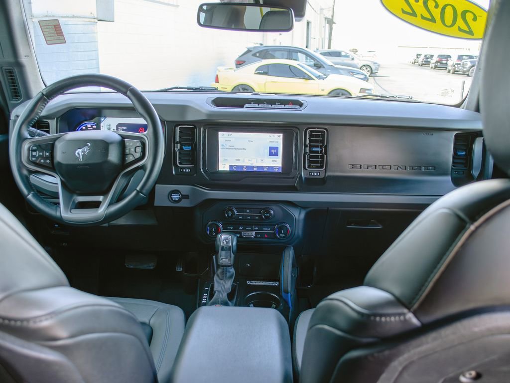 Used 2022 Ford Bronco Black Diamond image 37