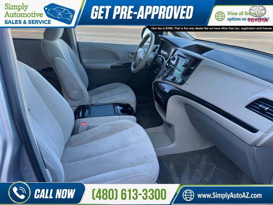 Used 2012 Toyota Sienna LE w/ Towing Pkg FWD image 15