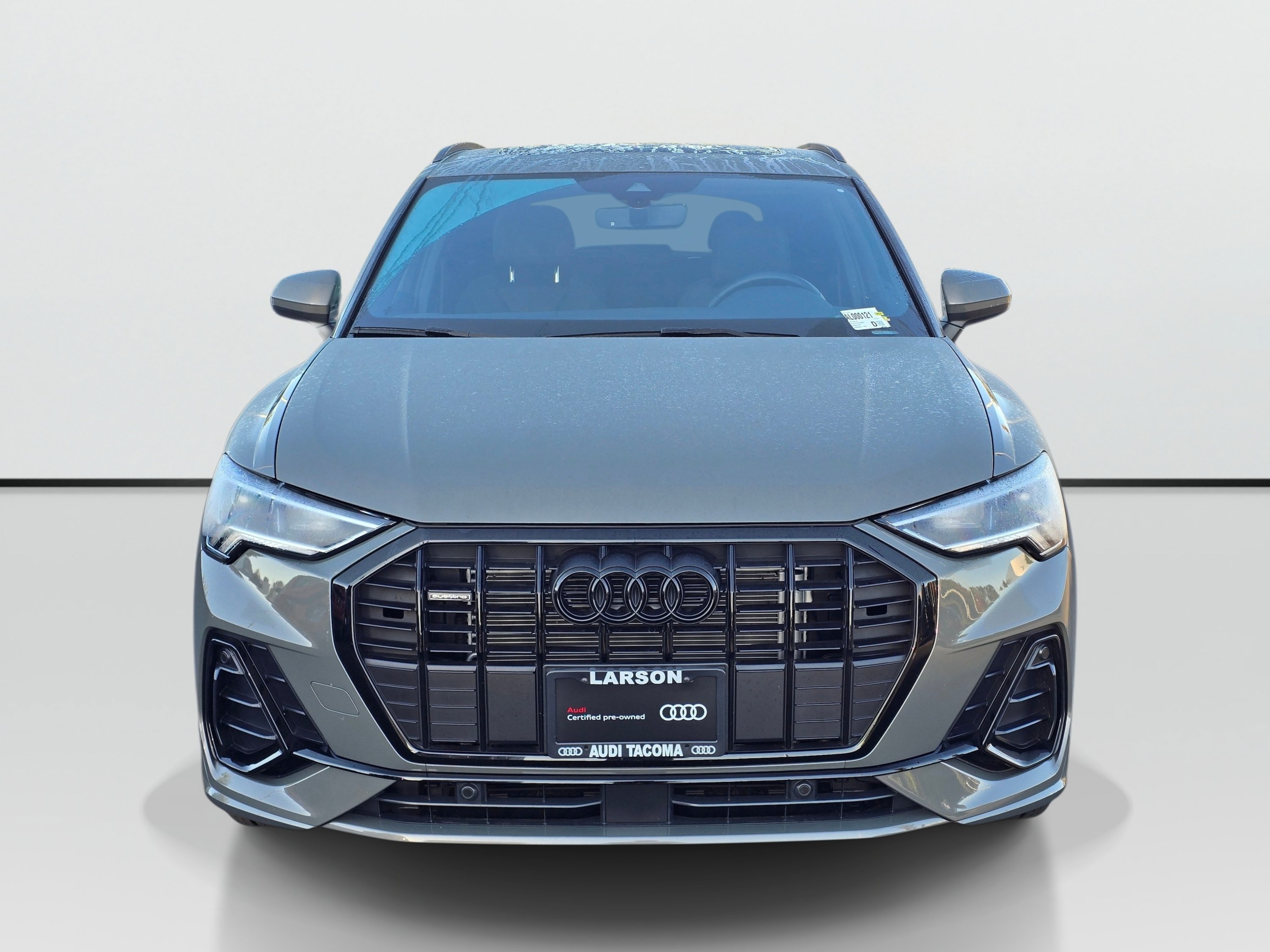 Certified 2025 Audi Q3 2.0T Premium AWD/4WD image 9