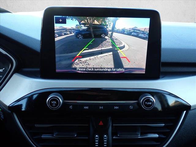 Used 2022 Ford Escape SE w/ SE Sport Appearance Package FWD image 18