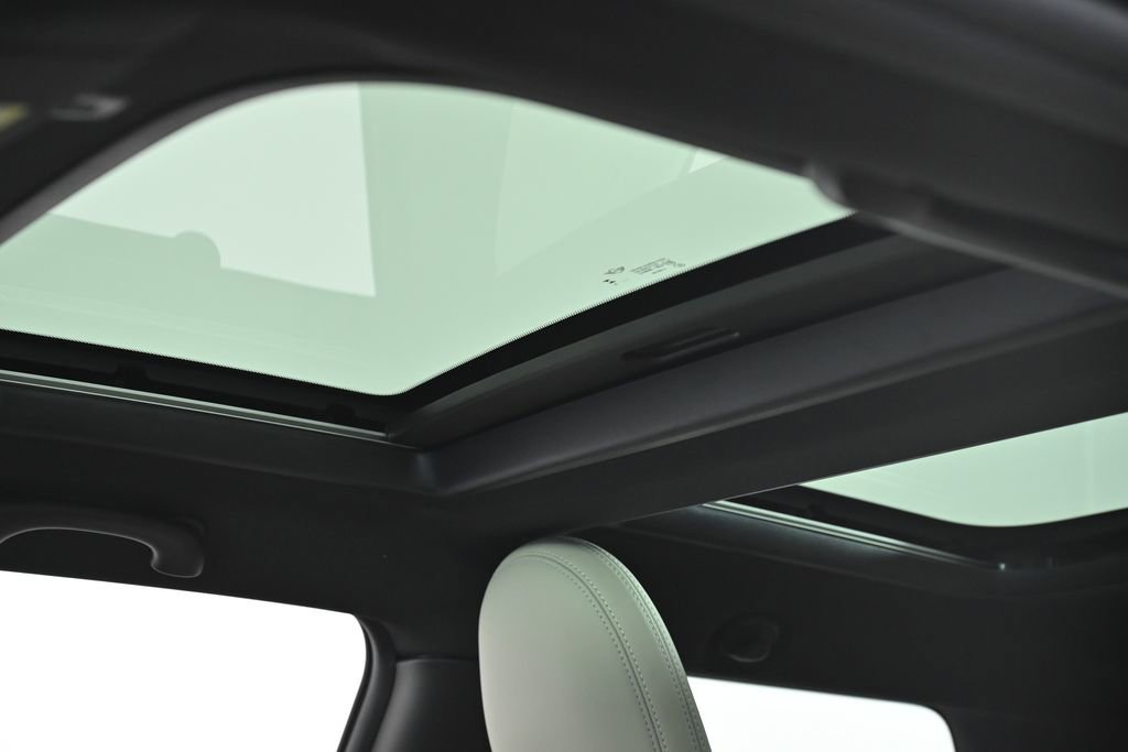 Certified 2025 MINI Cooper S image 27