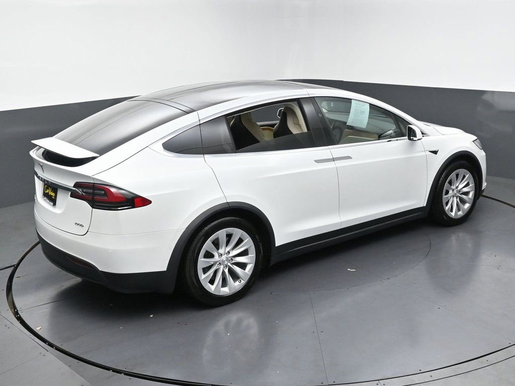 Used 2019 Tesla Model X 100D image 47