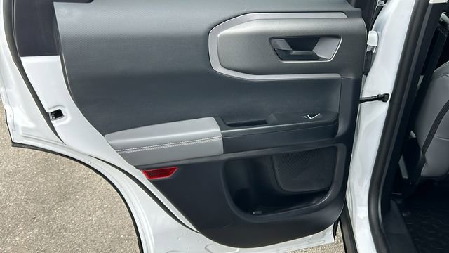 Used 2025 Ford Bronco Sport Badlands image 14