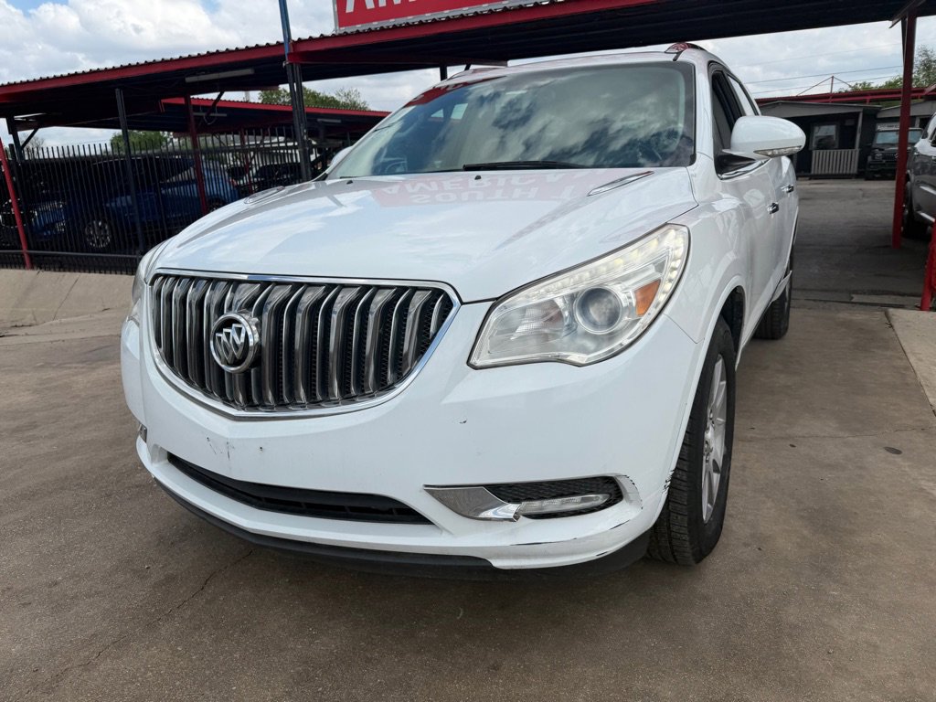 Used 2017 Buick Enclave Leather FWD image 3