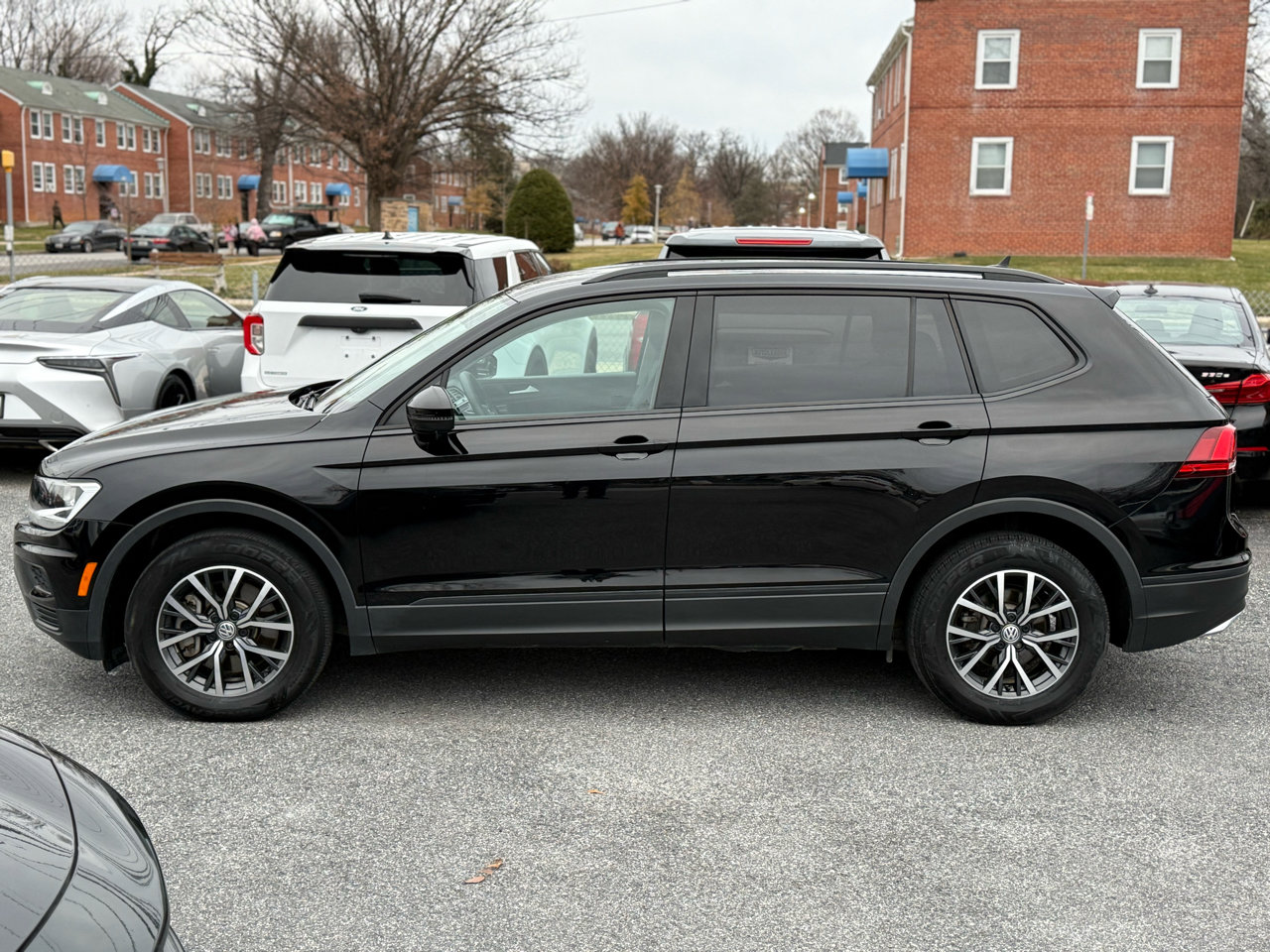 Used 2021 Volkswagen Tiguan S image 6