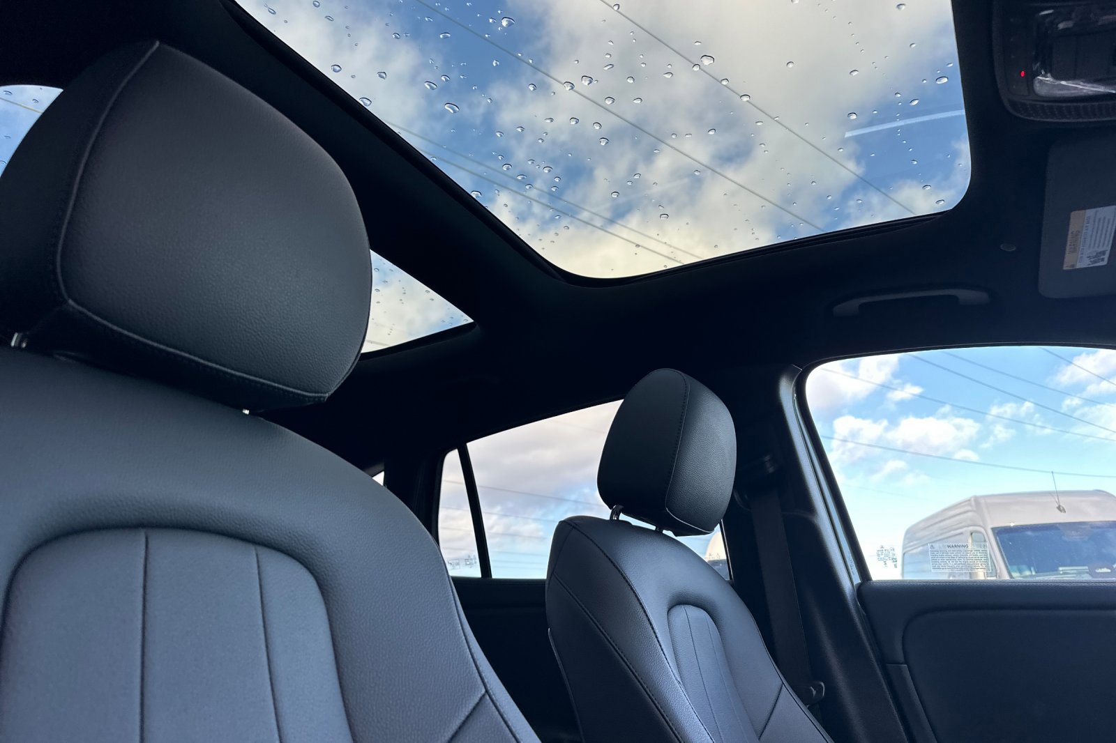 Used 2025 Mercedes-Benz GLA 250 4MATIC image 17