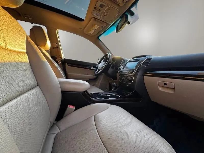 Used 2014 Kia Sorento EX w/ EX V6 Touring Package FWD image 9