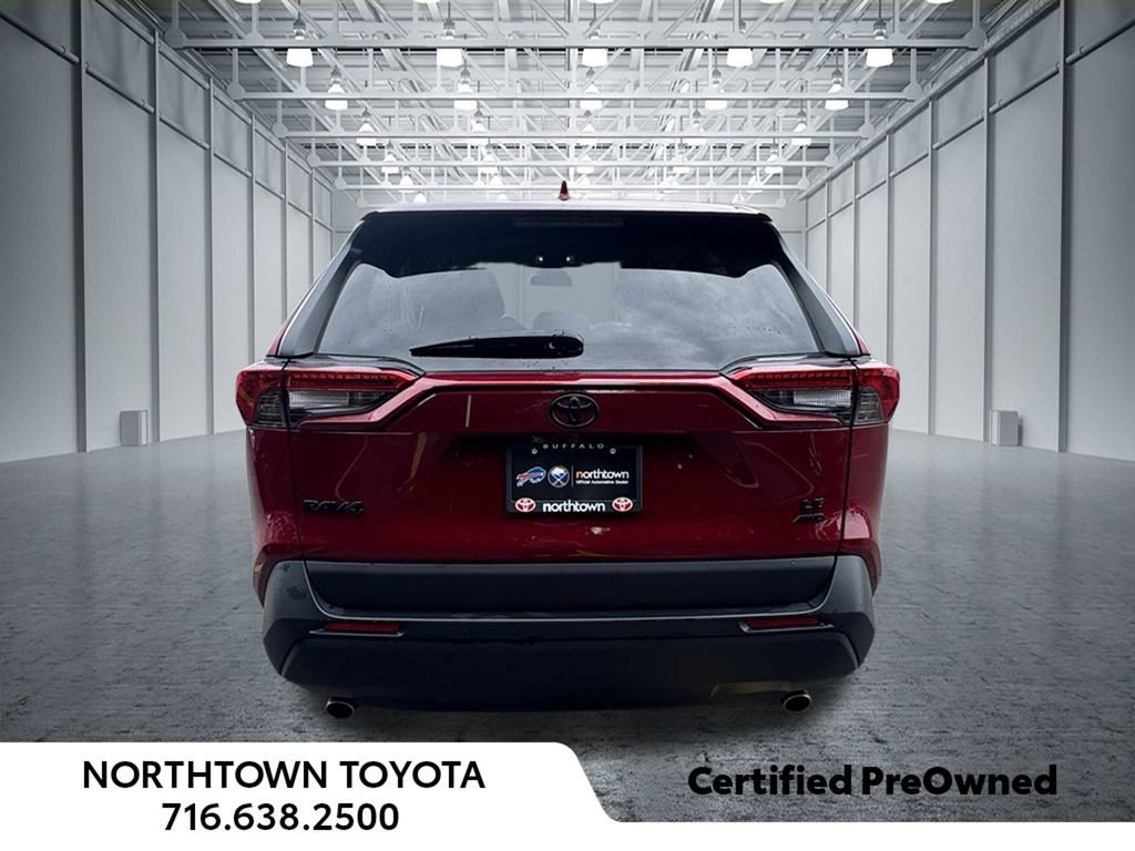 Used 2025 Toyota RAV4 LE AWD/4WD image 8