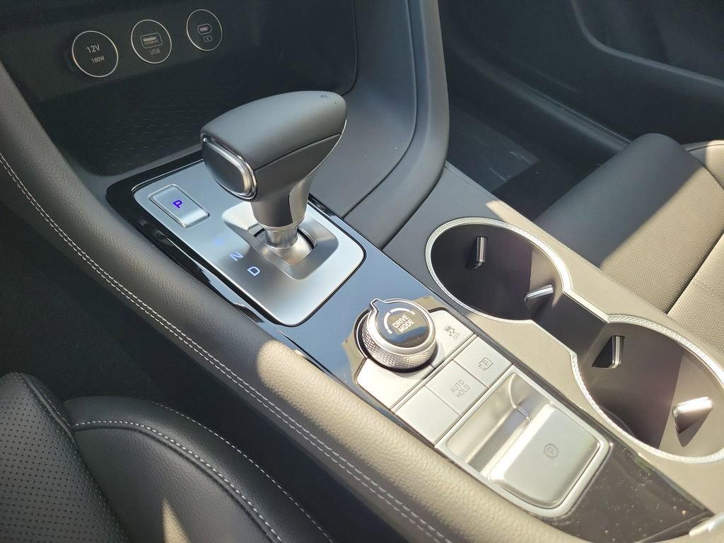 New 2026 Genesis G70 2.5T image 10