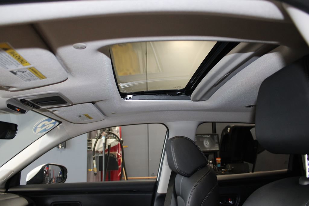 Certified 2025 Honda HR-V EX-L image 39