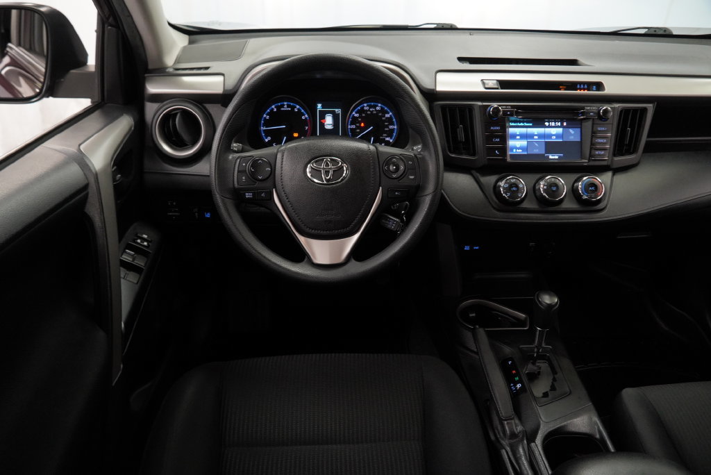 Used 2017 Toyota RAV4 LE w/ All Weather Liner Package FWD image 20