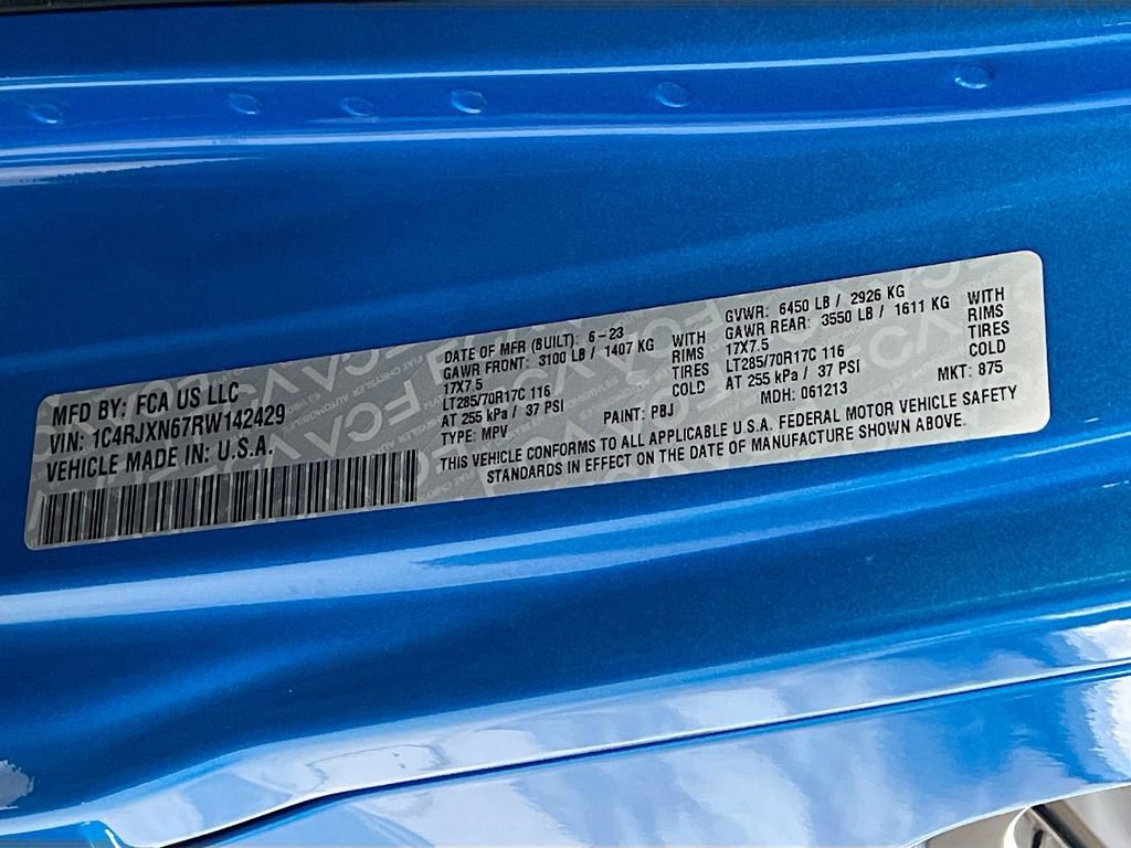 Used 2024 Jeep Wrangler Unlimited image 30