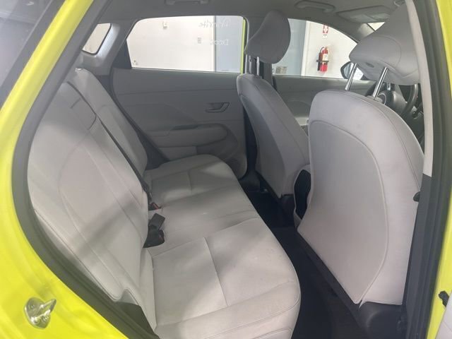 Used 2024 Hyundai Kona SE image 15