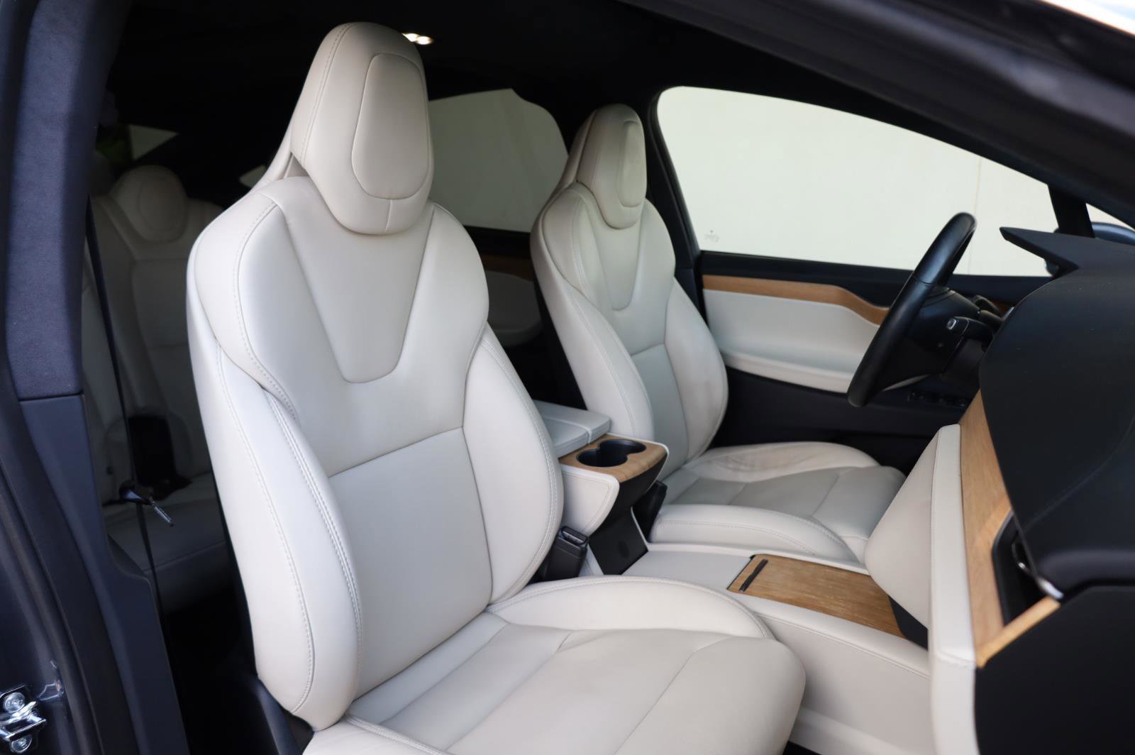 Used 2019 Tesla Model X Long Range AWD/4WD image 27