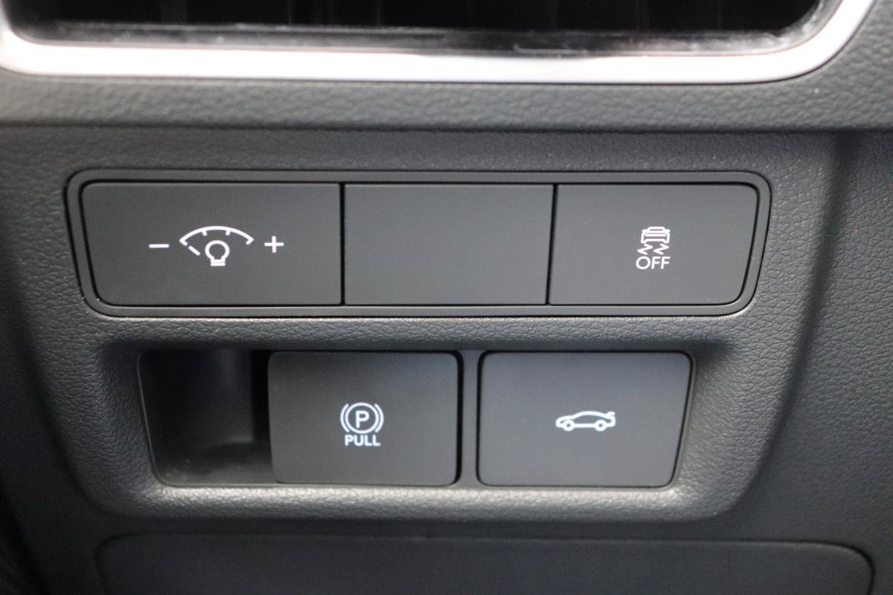 Used 2025 Hyundai Sonata SEL FWD image 41
