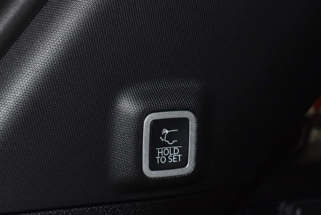 New 2025 Jeep Grand Cherokee Limited w/ Trailer Tow Package image 32