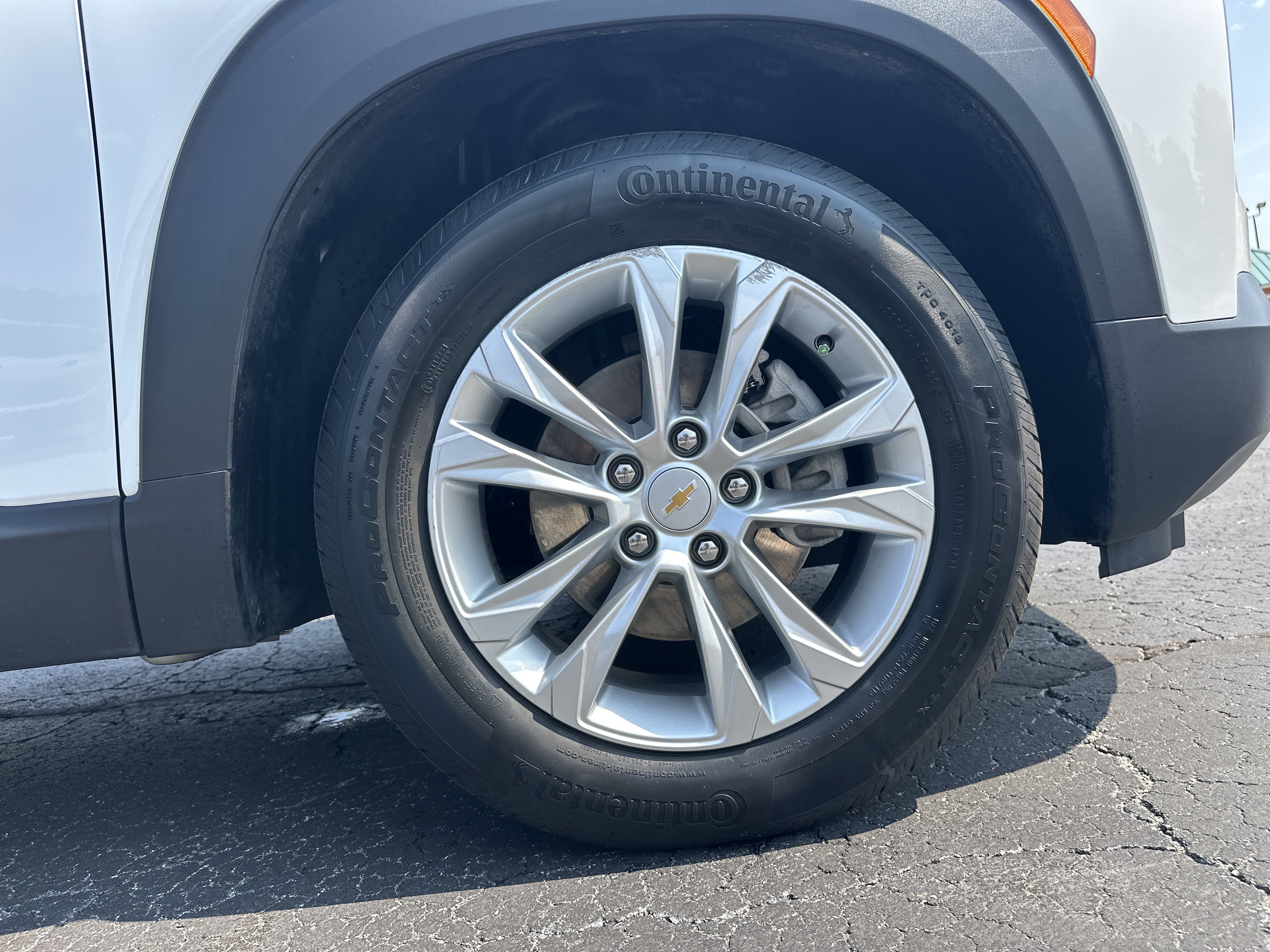 Used 2023 Chevrolet TrailBlazer LS FWD image 12