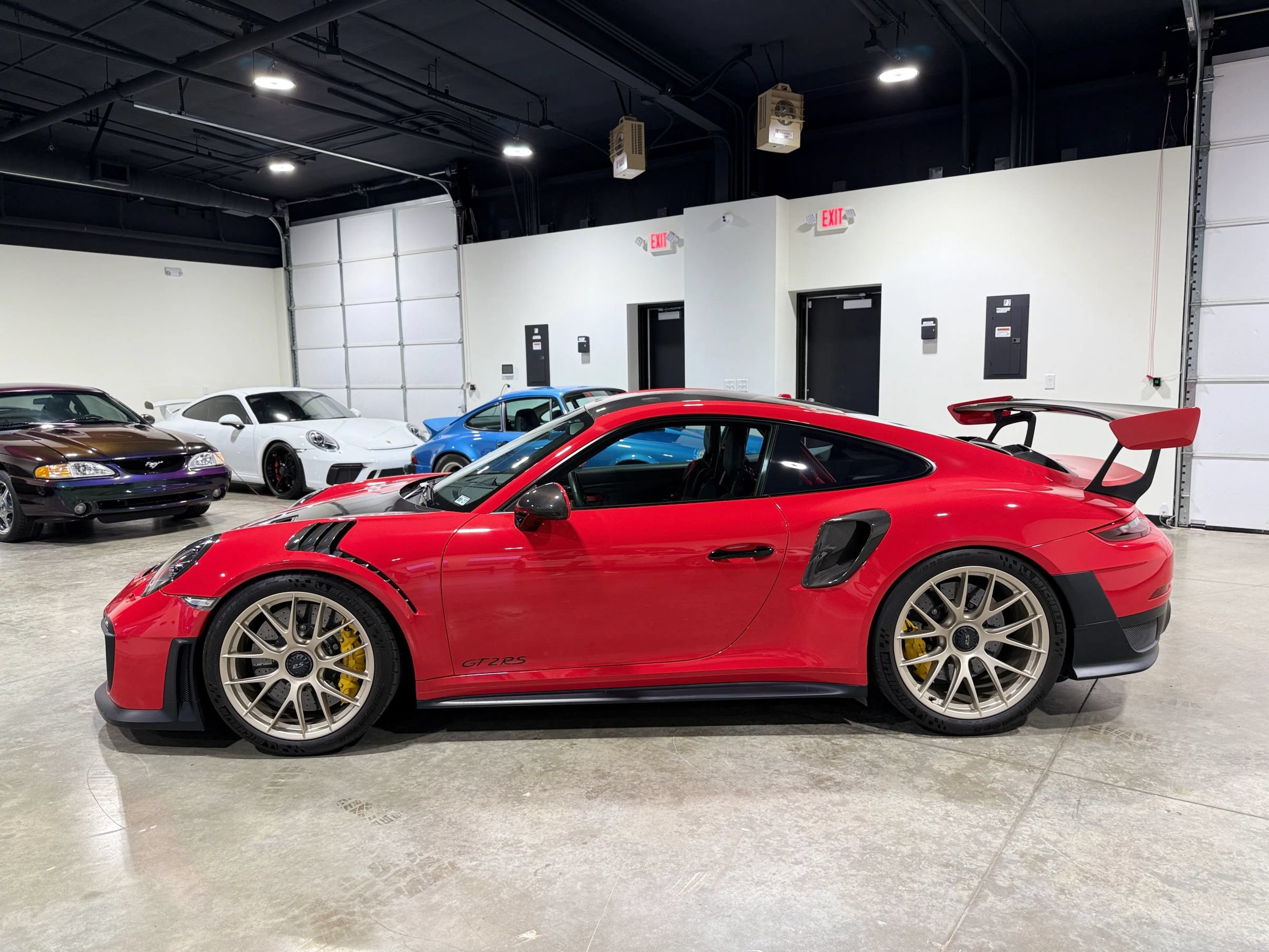 Used 2018 Porsche 911 GT2 RS RWD image 11