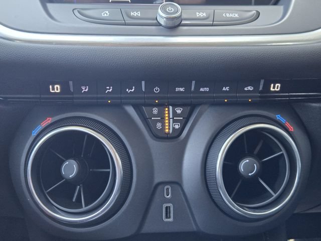 Certified 2022 Chevrolet Blazer LT FWD image 13