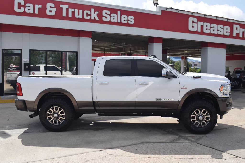 Used 2022 RAM 3500 Limited AWD/4WD image 3