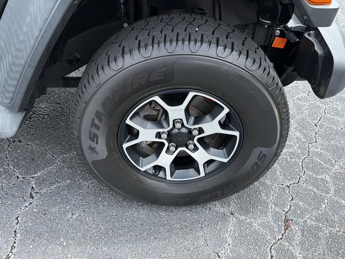 Used 2019 Jeep Wrangler Unlimited Rubicon AWD/4WD image 40