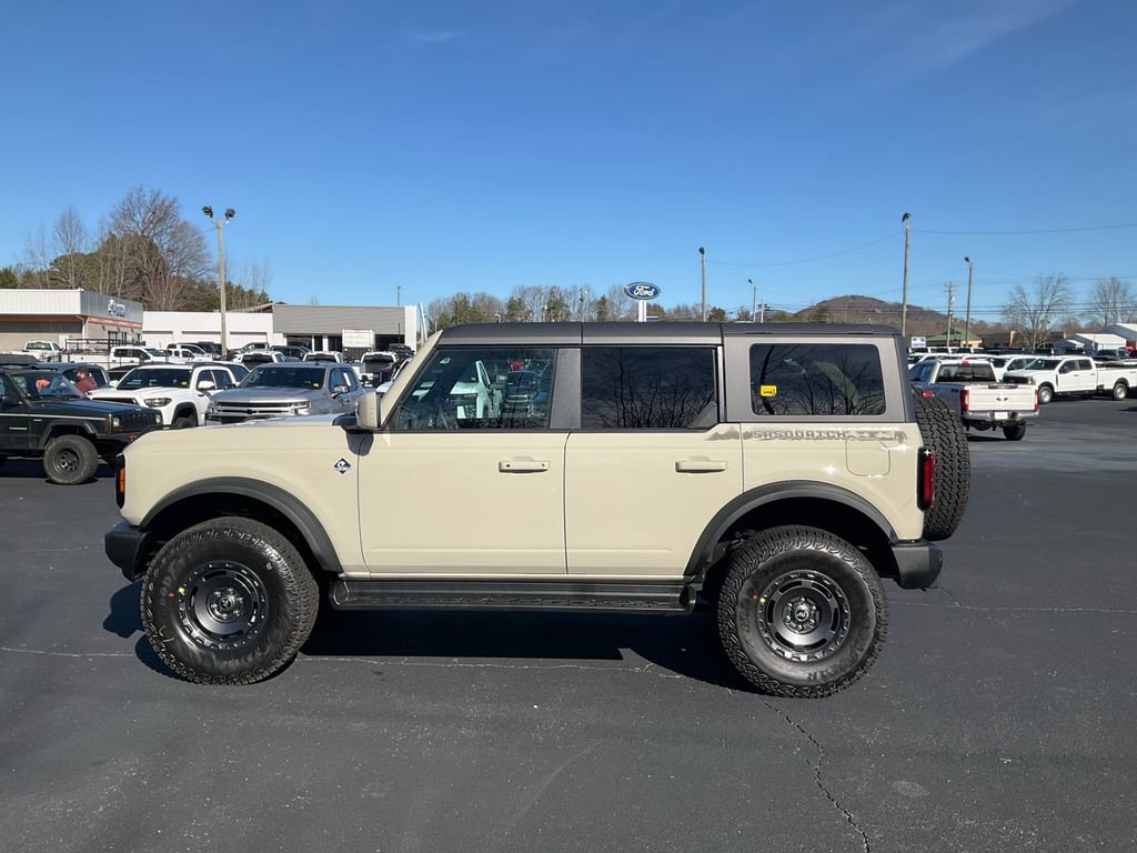 New 2025 Ford Bronco Outer Banks w/ Sasquatch Package image 8